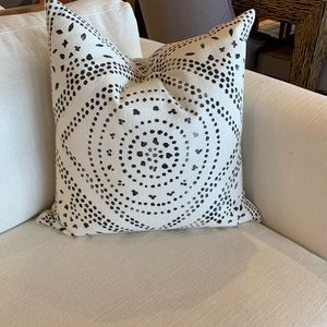 Serena & Lily Camille Diamond Medallion Pillow